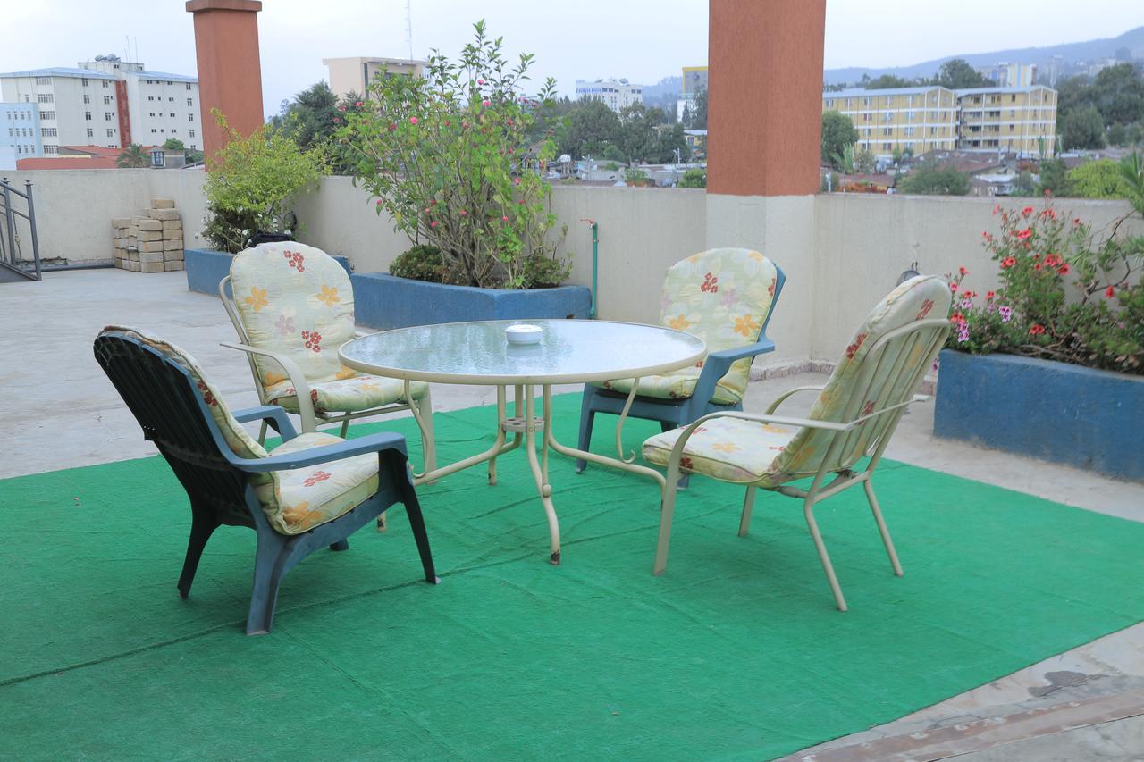 Addis Regency Hotel ภายนอก รูปภาพ